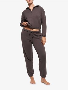 Skims french terry boyfriend joggers iron (brown) NEW 2X